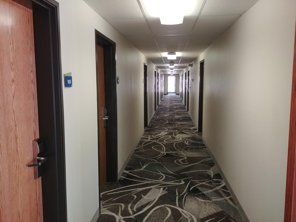 Boarders Inn & Suites By Cobblestone Hotels - Broken Bow מראה חיצוני תמונה